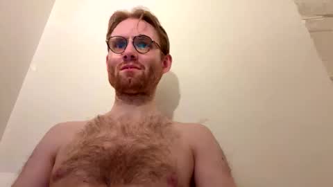 Snapshot of molliter chatting on 03/21/26, 11:19 molliter online show from 03/21/26, 11:19