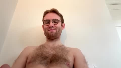 Snapshot of molliter chatting on 04/07/26, 12:38 molliter online show from 04/07/26, 12:38