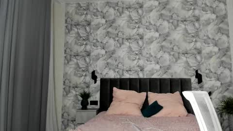 Sima online show from 12/23/25, 10:13