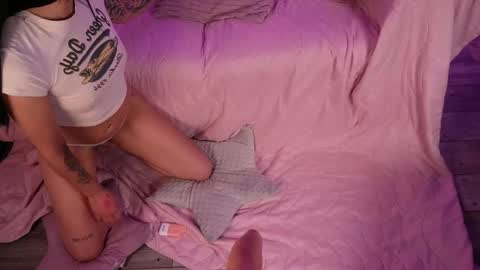 Molly online show from 05/07/26, 03:01