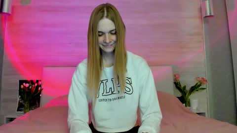 Molly Hunt online show from 03/07/26, 04:20