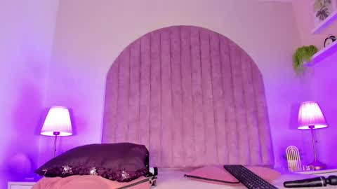 Molly Jackson online show from 12/24/24, 05:13