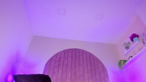 Molly Jackson online show from 02/26/25, 06:11