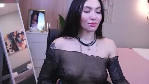 Molly online show from 03/05/25, 06:33