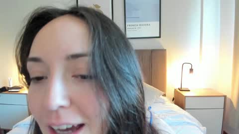   MOLLY   online show from 01/25/25, 02:14