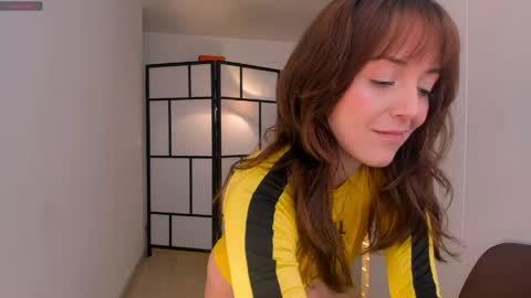   MOLLY   online show from 05/22/26, 04:23