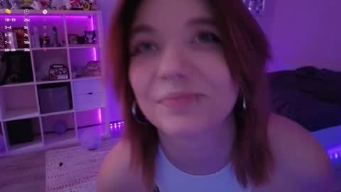 Snapshot of molly_mee chatting on 12/16/25, 07:13 Molly online show from 12/16/25, 07:13