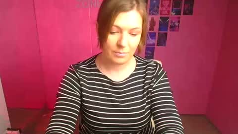 Snapshot of molly_mis chatting on 03/18/26, 12:41 Molly online show from 03/18/26, 12:41