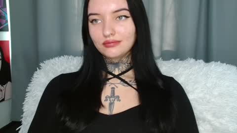 Lina online show from 12/09/24, 12:19