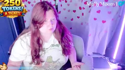 molly_moons online show from 04/29/26, 09:32