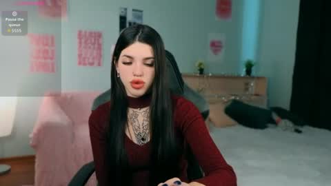 Molly online show from 06/26/26, 04:50