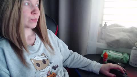 I have new photos come and see with love Molly online show from 10/29/25, 10:06