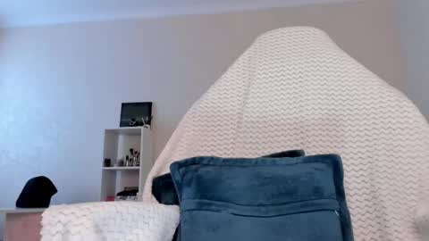 Molly online show from 02/24/25, 05:43