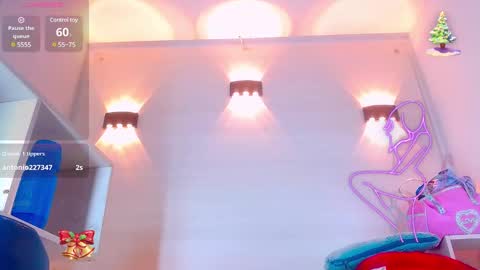 Snapshot of molly_spears chatting on 01/23/25, 05:52 Molly Spears online show from 01/23/25, 05:52