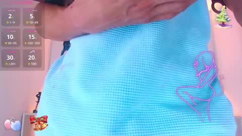 Snapshot of molly_spears chatting on 01/28/25, 06:49 Molly Spears online show from 01/28/25, 06:49