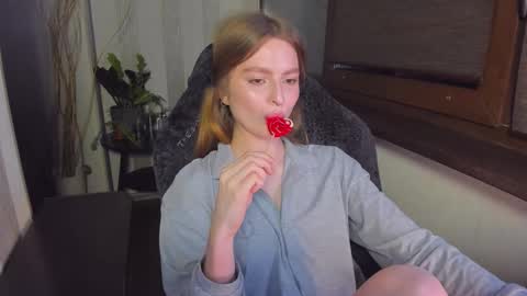 Snapshot of mollydangerous chatting on 02/14/26, 07:54 Taisha online show from 02/14/26, 07:54