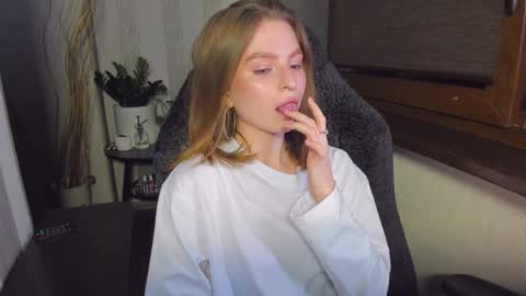 Taisha online show from 02/28/26, 04:52