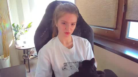 Snapshot of mollydangerous chatting on 05/06/26, 06:41 Taisha online show from 05/06/26, 06:41