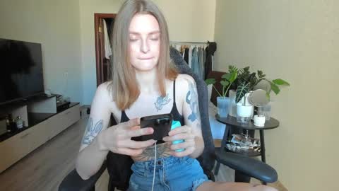 Snapshot of mollydangerous chatting on 05/24/26, 02:55 Taisha online show from 05/24/26, 02:55