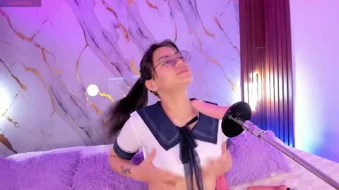 New girl Emily Valentina  Michelle online show from 05/09/26, 02:55
