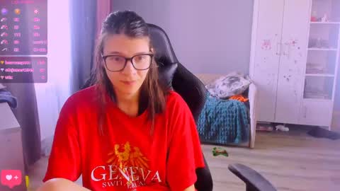 Snapshot of mollylollipop20 chatting on 03/02/26, 07:15 KIRA online show from 03/02/26, 07:15