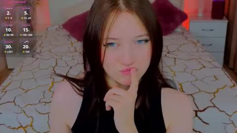 Snapshot of mollymmay chatting on 03/14/26, 09:26 Molly online show from 03/14/26, 09:26