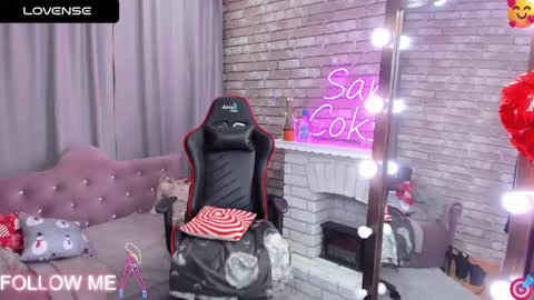 hi im Molly heregreat boobs big heart  warm pussy  online show from 03/11/25, 12:11