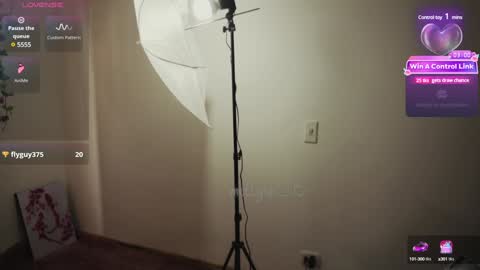 mollysb_05 online show from 12/06/24, 07:01