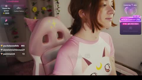 mollysb_05 online show from 03/06/25, 01:48