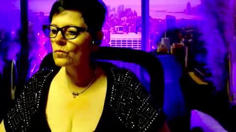 MollySun Nina Randmann online show from 05/31/26, 04:36