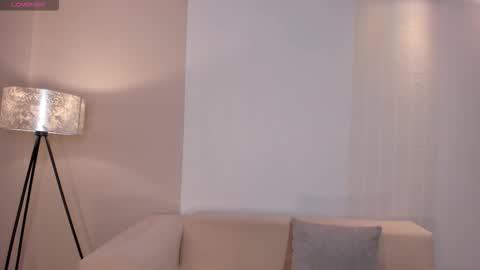 Snapshot of mollysunders_ chatting on 10/11/25, 12:26 Molly Sunders online show from 10/11/25, 12:26
