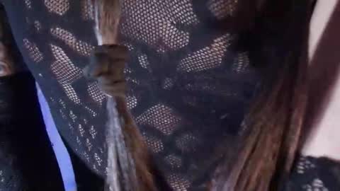 mollyycrystal online show from 10/30/25, 07:32