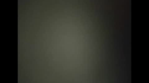 Snapshot of molom chatting on 11/16/25, 11:32 molom online show from 11/16/25, 11:32