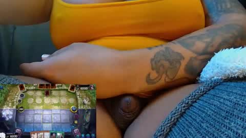 Snapshot of mommi_sh3d3vil chatting on 04/06/26, 07:26 MOMMI SH3DEVIL online show from 04/06/26, 07:26