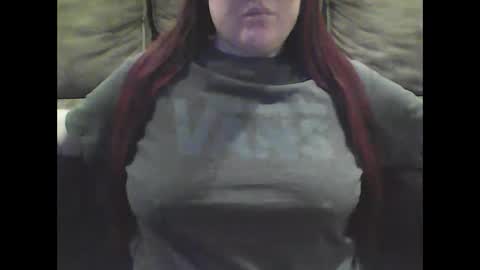 Snapshot of mommies_mooseknuckle chatting on 09/29/25, 01:22 mommies_mooseknuckle online show from 09/29/25, 01:22