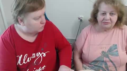 Snapshot of mommy99x chatting on 02/05/26, 09:14 Mommy99X online show from 02/05/26, 09:14