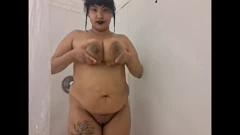 Snapshot of mommybubbles chatting on 03/12/26, 02:23 Mommy bubbles online show from 03/12/26, 02:23