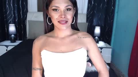 Snapshot of mommyfox99 chatting on 01/07/25, 10:01 your miss pinay maria online show from 01/07/25, 10:01