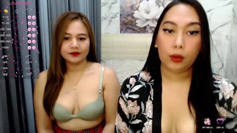 Snapshot of mommyknowsbest69 chatting on 02/18/26, 09:16 Hot Mommy Nathalie online show from 02/18/26, 09:16