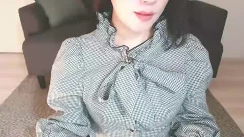 Snapshot of momo612238 chatting on 12/15/24, 07:35 Momo online show from 12/15/24, 07:35