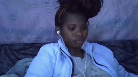 momsdoll online show from 01/10/26, 06:15