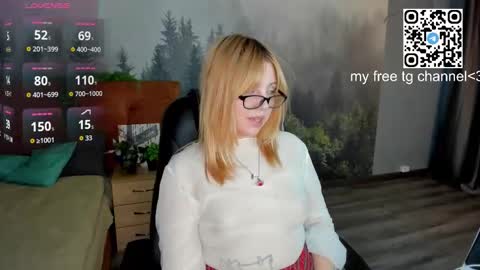 mon1ca_jones online show from 10/17/25, 01:42