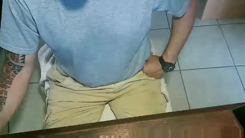 Snapshot of mon_za chatting on 12/16/24, 10:50 mon_za online show from 12/16/24, 10:50