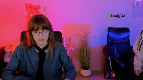 Snapshot of mona_cloud chatting on 01/11/26, 08:03 Mona online show from 01/11/26, 08:03