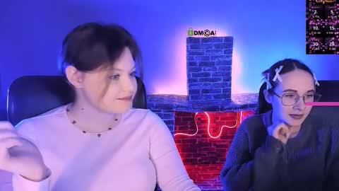 Snapshot of mona_cloud chatting on 02/01/26, 08:07 Mona online show from 02/01/26, 08:07