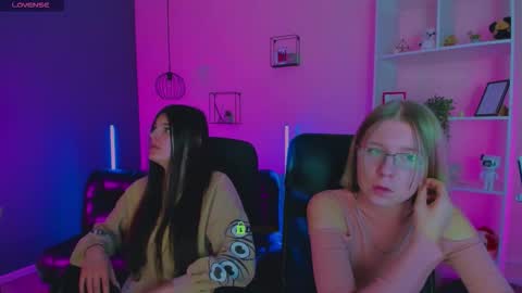 Snapshot of mona_cloud chatting on 02/05/26, 08:24 Mona online show from 02/05/26, 08:24