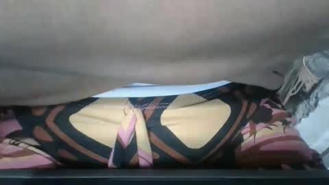 mona_sky online show from 11/30/25, 10:36