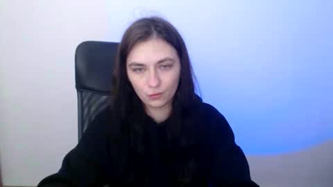 monakali online show from 11/26/25, 07:53