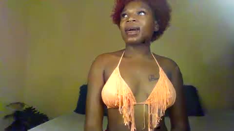 Snapshot of monchi_kiss chatting on 06/11/26, 06:33 MonchiTalrianmaraladasha online show from 06/11/26, 06:33