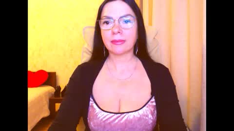 monica online show from 03/04/25, 12:33